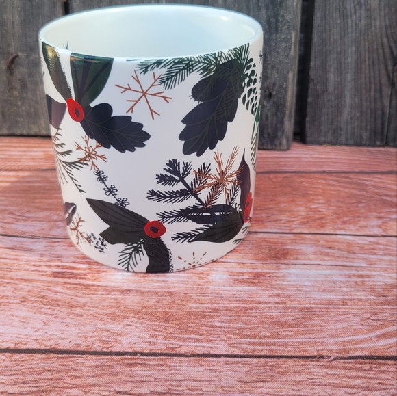 Starbucks Christmas Mug - Picture 6 of 10